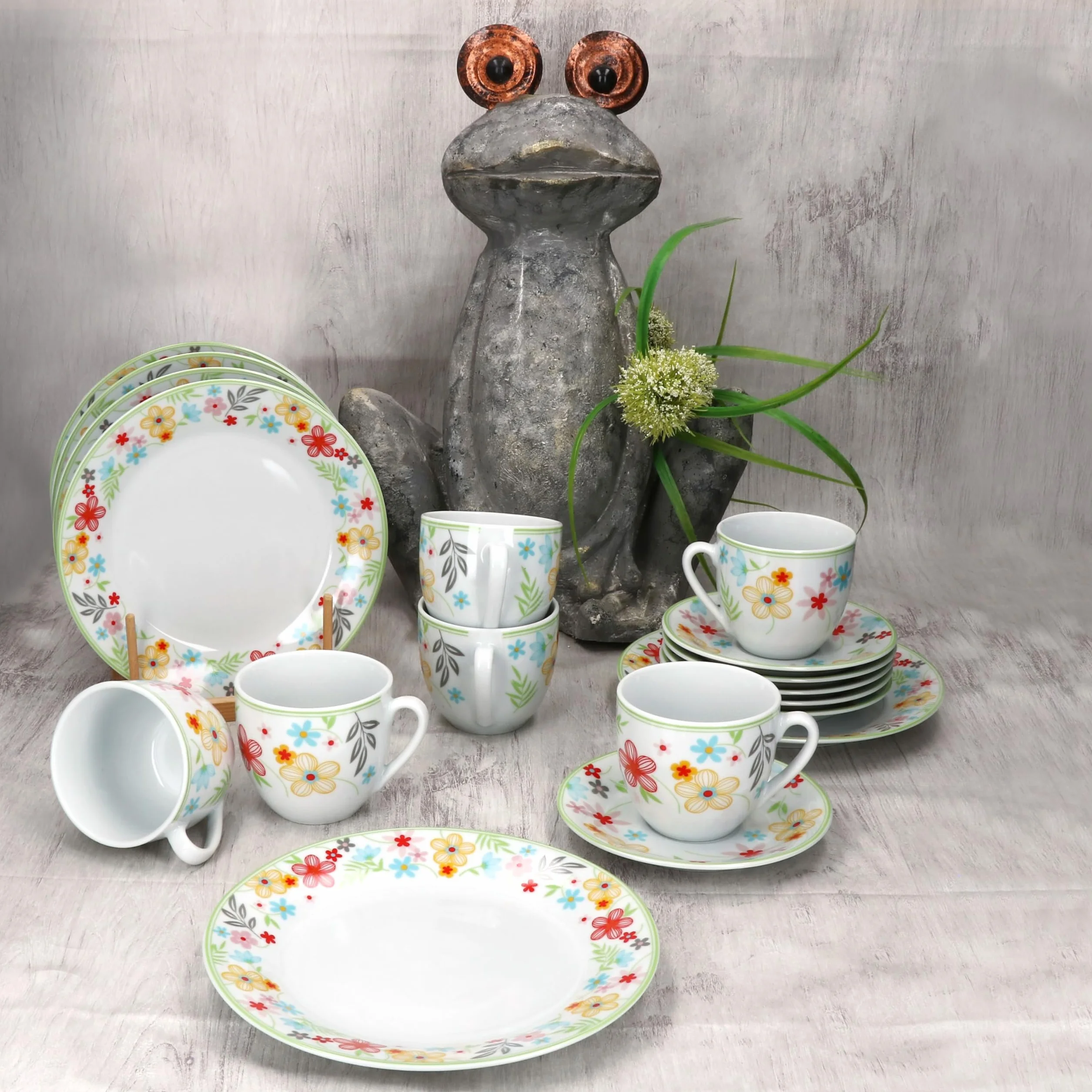 MamboCat Variant Blümchen 18tlg Kaffeeservice I farbige Porzellan-Kaffeeset für 6 Personen I Je 6X Kaffeetassen 200ml, Untertassen & Kuchenteller I buntes Geschirr für Frühstück & Kaffee