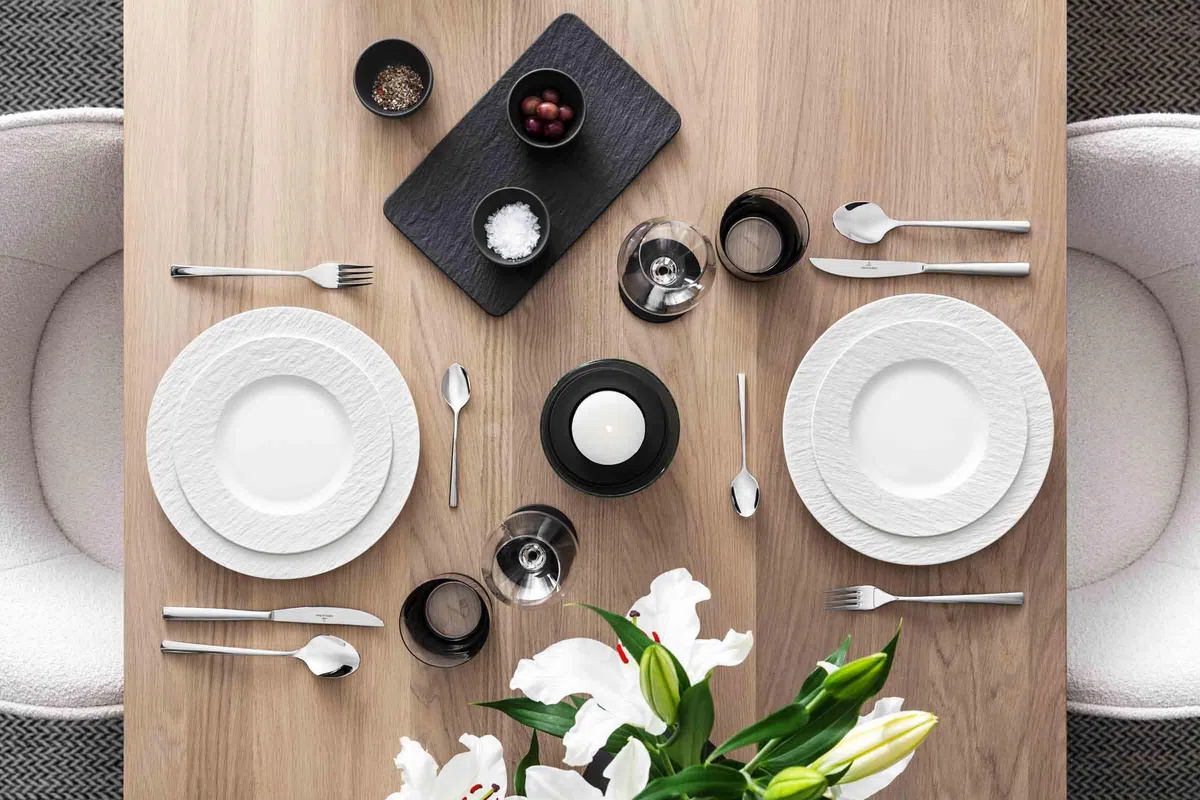 Villeroy & Boch – Manufacture Rock Ice Starter-Set 6 teilig für 2 Personen, Spülmaschinenfest, Mikrowellensicher, Geschirr Set, Tafelservice, Essgeschirr, Premium Porzellan, Weiß glänzend