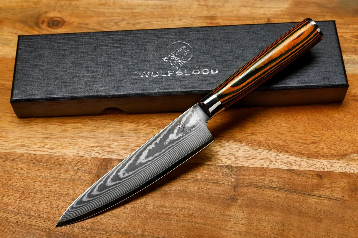 Wolfblood Damastmesser Küchenmesser L (26cm) TÜV geprüfter 62 HRC Damaststahl aus 67 Lagen I Damast-Küchenmesser Chefmesser mit Holzgriff Geschenkbox und Klingenschutz