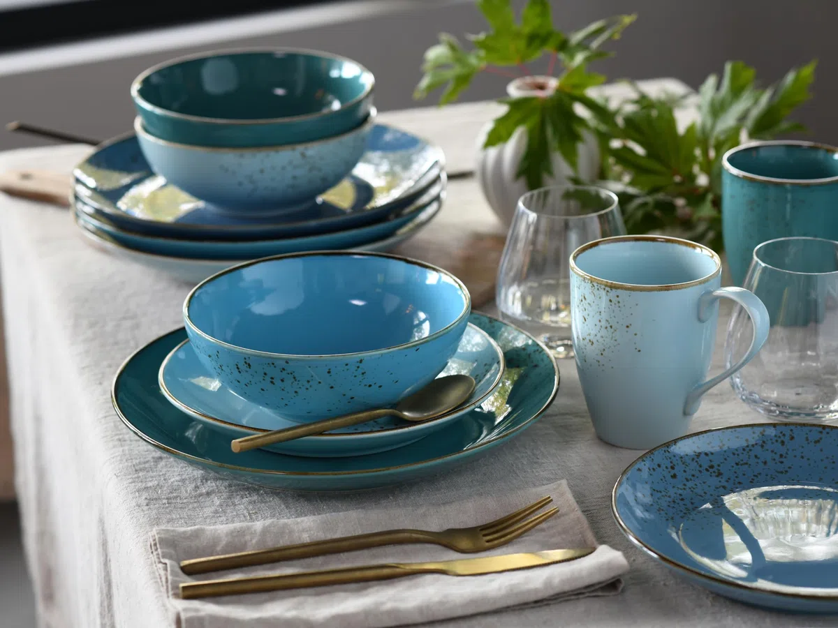 CreaTable, 20157, Serie Nature Collection, 16-teiliges Geschirrset, Kombiservice aus Steinzeug, spülmaschinen- und mikrowellengeeignet, Qualitätsproduktion