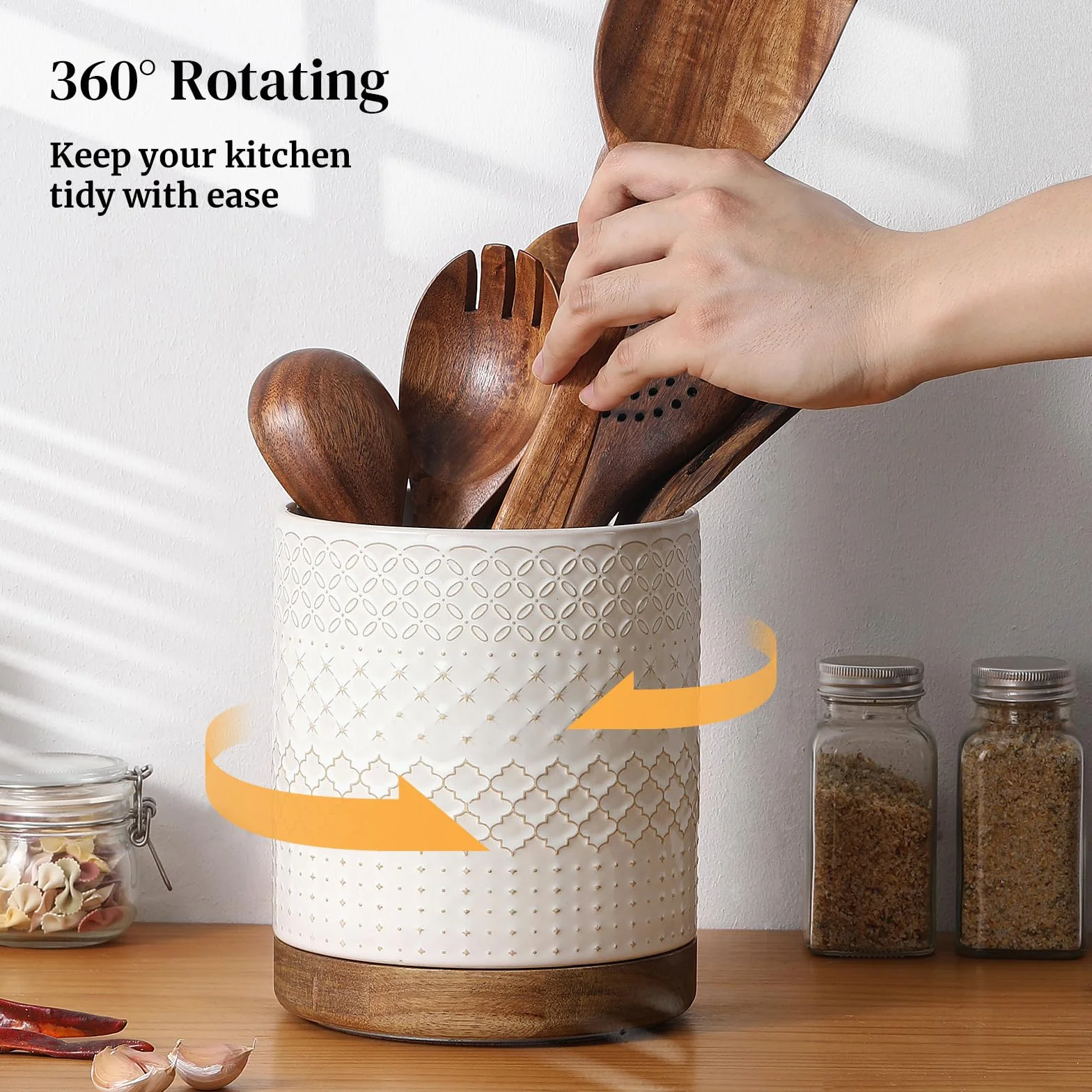DOWAN Utensilienhalter Küche Drehbar, Küchenutensilienhalter Keramik, Behälter Für Küchenutensilien, Küchenutensilien Aufbewahrung Beige mit Relief, Utensilienbehälter Groß für Kochlöffel