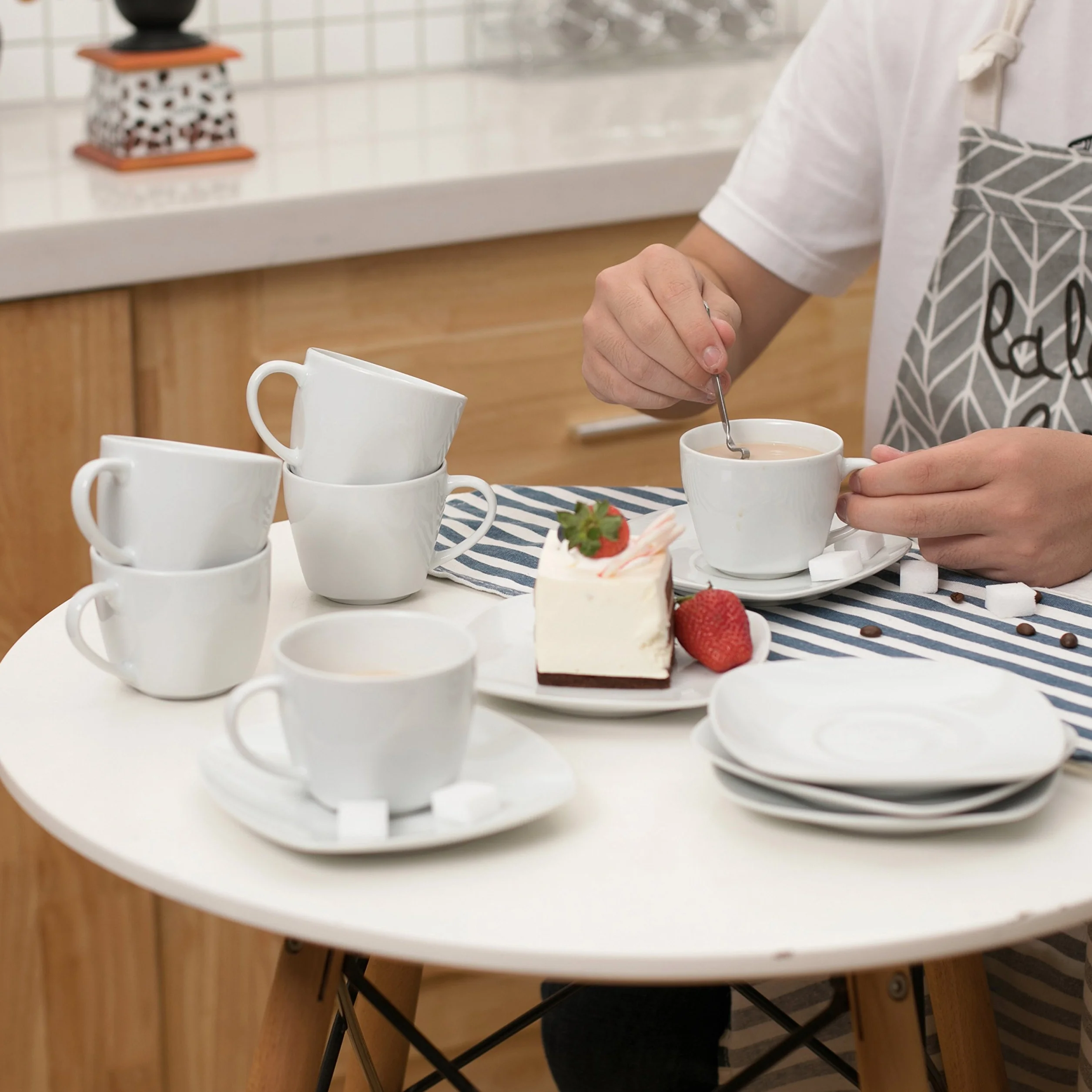 MALACASA, Serie Elisa, 12tlg. Set Cremeweiß Porzellan Kaffeeservice Kaffeebecher Set, Kaffeetassen mit Untertassen für 6 Personen für Kaffee, Tee, Desserts